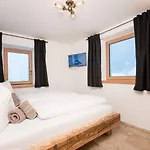 Gletscher Apartamento *