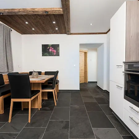 Gletscher 아파트 *